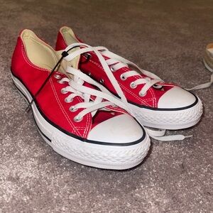 Converse All Star Low Top – Red – Women’s 9